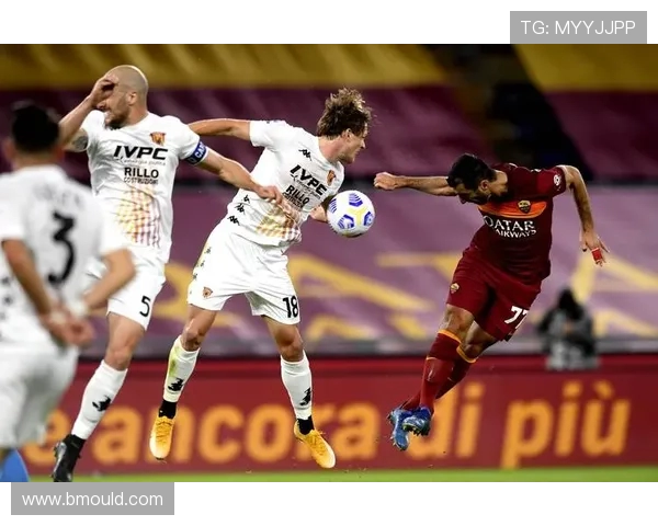 贝内文托主场迎战萨索洛 激烈对决牵动球迷心弦 双方全力争胜 贝内文托主场迎战萨索洛 激烈对决牵动球迷心弦 双方全力争胜